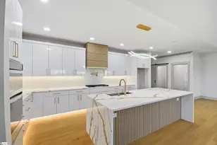 301 Jacquline Ln, Greenville, SC 29607 - Photo 8