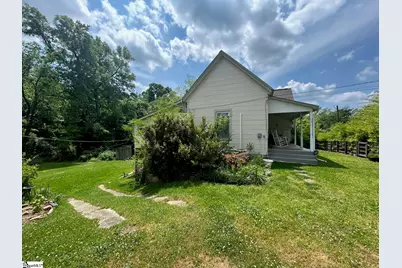 207 Ellis Avenue, Abbeville, SC 29620 - Photo 2
