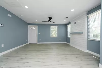 200 McDaniel Avenue, Greer, SC 29651 - Photo 4