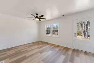 112 Camelot Dr, Belton, SC 29627 - Photo 4