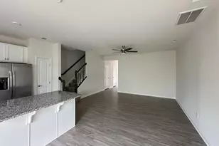 204 Roudwood Dr, Simpsonville, SC 29680 - Photo 4