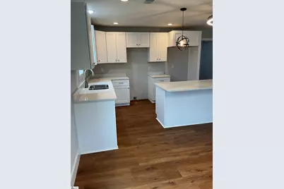 200 Broadus Street, Greer, SC 29651 - Photo 10