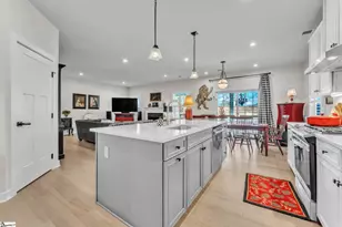 300 Beckman Dr, Greenville, SC 29605 - Photo 10