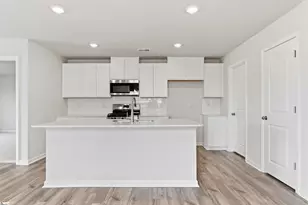 304 Meadow Gate Ct, Fountain Inn, SC 29644 - Photo 8