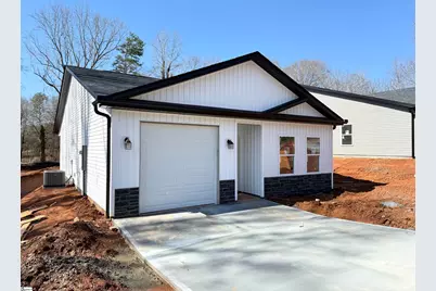 193 N Georgia Avenue, Chesnee, SC 29323 - Photo 2