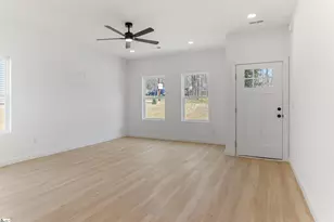 193 N Georgia Ave, Chesnee, SC 29323 - Photo 6