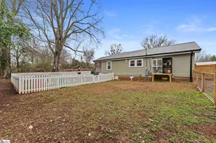 342 N Hampton Ave, Calhoun Falls, SC 29628 - Photo 18