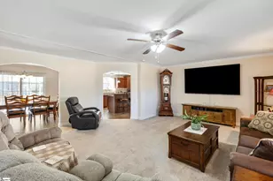 332 Brookview Dr, Gray Court, SC 29645 - Photo 4