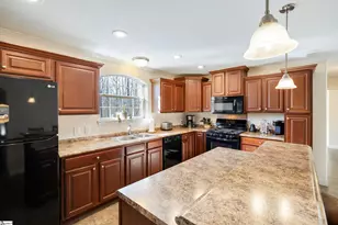 332 Brookview Dr, Gray Court, SC 29645 - Photo 6