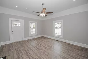 209 Pickens St, Easley, SC 29640 - Photo 8