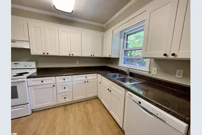 102 W Maple Street, Clinton, SC 29325 - Photo 12