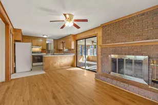 1240 Dickson Rd, Campobello, SC 29349 - Photo 6