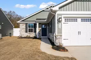 452 Josephine Dr, Woodruff, SC 29388 - Photo 2