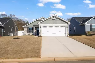 452 Josephine Dr, Woodruff, SC 29388 - Photo 1