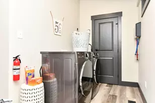 71 Dorsey Ave, Greenville, SC 29611 - Photo 28