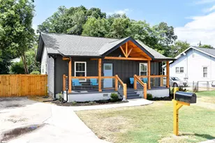 71 Dorsey Ave, Greenville, SC 29611 - Photo 4