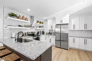 54 Allen St, Greenville, SC 29605 - Photo 12