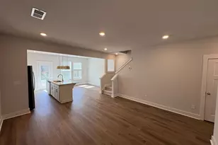 412 W Parima Ct, Spartanburg, SC 29301 - Photo 6