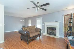 101 Springview Dr, Anderson, SC 29625 - Photo 6
