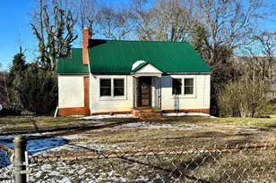 102 McMakin Dr, Greenville, SC 29617 - Photo 2