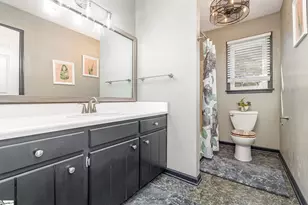 22 Hidden Springs Rd, Spartanburg, SC 29302 - Photo 24