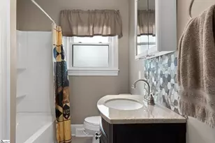 200 Oates Ave, Easley, SC 29640 - Photo 14