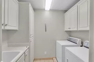 111 W Woodglen Rd, Spartanburg, SC 29301 - Photo 40