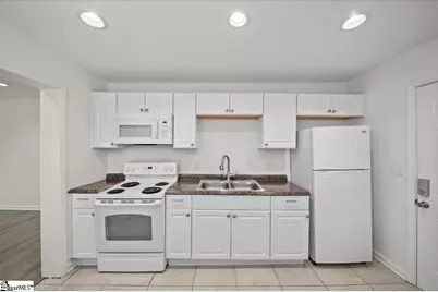 125 Westover Drive, Spartanburg, SC 29306 - Photo 8