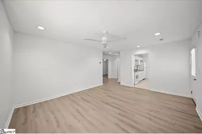 125 Westover Drive, Spartanburg, SC 29306 - Photo 4