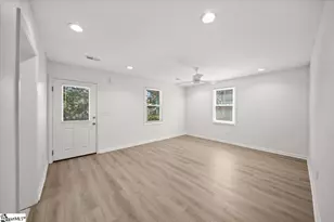 125 Westover Dr, Spartanburg, SC 29306 - Photo 6