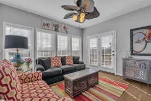 100 Sandtrap Ct, Greenville, SC 29609 - Photo 10