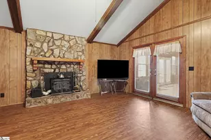 1514 Clement Rd, Greer, SC 29650 - Photo 6