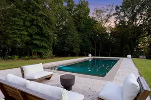 220 Lake Cir Dr, Greenville, SC 29609 - Photo 2