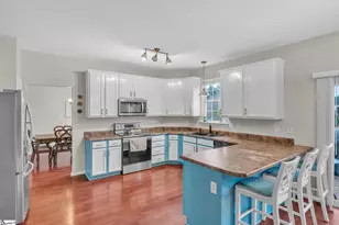 12 Perkins Ct, Greer, SC 29651 - Photo 4