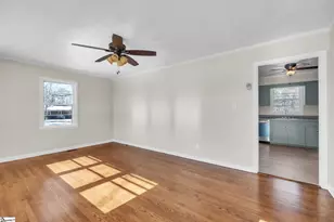 136 Crestview Dr, Cowpens, SC 29330 - Photo 4