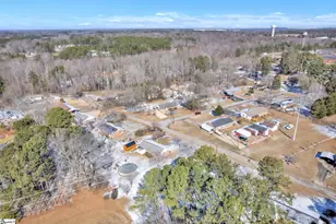 136 Crestview Dr, Cowpens, SC 29330 - Photo 26