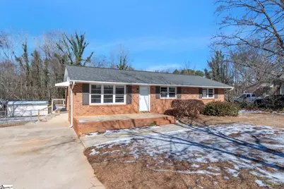 136 Crestview Drive, Cowpens, SC 29330 - Photo 2