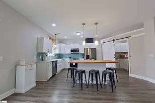 1013 Pearson Rd, Woodruff, SC 29388 - Photo 8