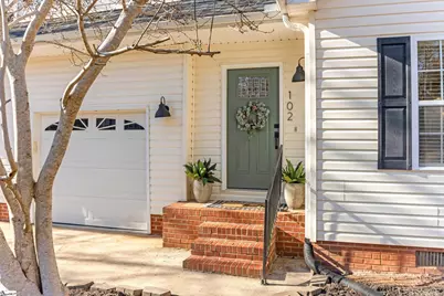 102 W Peninsula Drive, Laurens, SC 29360 - Photo 4