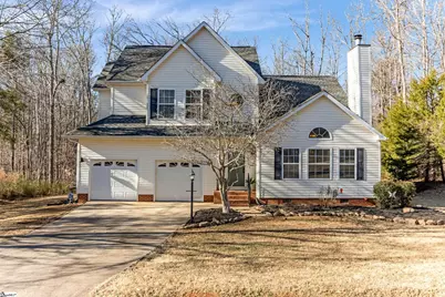 102 W Peninsula Drive, Laurens, SC 29360 - Photo 1