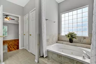 298 N Orchard Dr, Taylors, SC 29687 - Photo 16