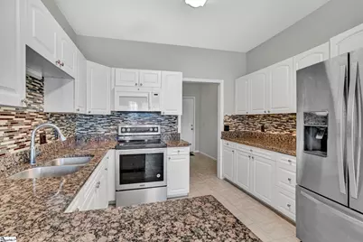 298 N Orchard Drive, Taylors, SC 29687 - Photo 12