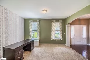 370 Slate Dr, Boiling Springs, SC 29316 - Photo 8