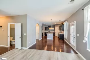 370 Slate Dr, Boiling Springs, SC 29316 - Photo 14