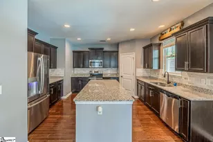 370 Slate Dr, Boiling Springs, SC 29316 - Photo 18