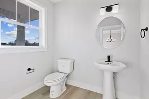 512 Broad Crk Ct, Seneca, SC 29678 - Photo 6