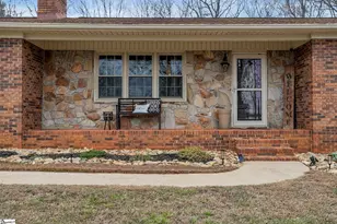 305 Clay St, Easley, SC 29642 - Photo 2