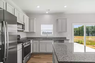 152 Randwick Ln, Greer, SC 29651 - Photo 4