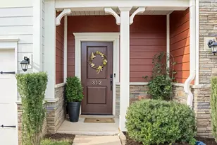 311 Hartland Pl, Simpsonville, SC 29680 - Photo 2