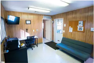 207 Manley Dr, Anderson, SC 29626 - Photo 10